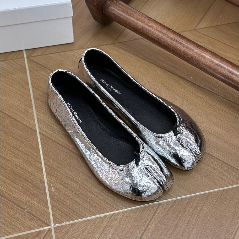 Maison Martin Margiela Metallic Silver Tabi Split-Toe Ballet Flats
